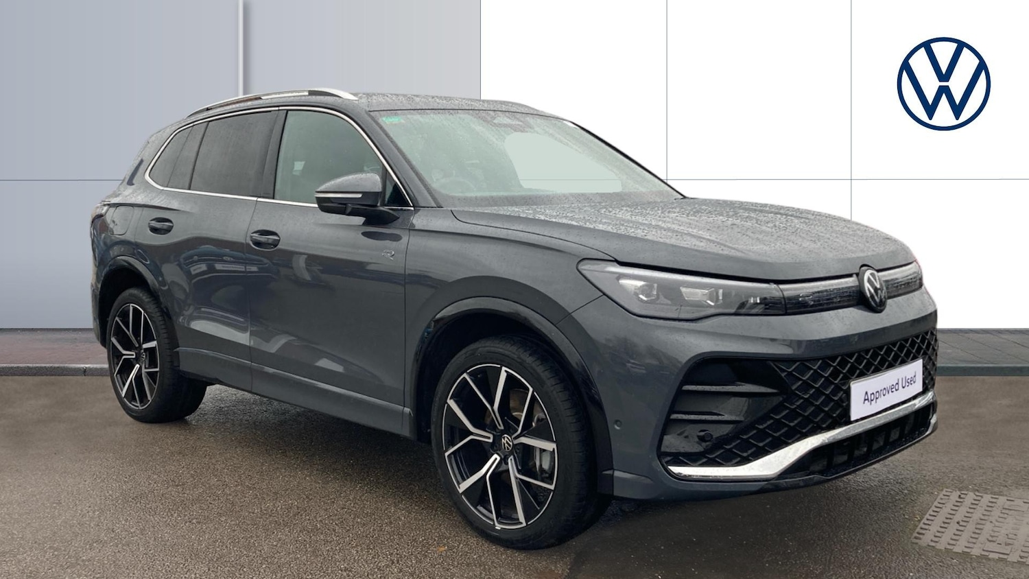 Used Volkswagen Tiguan 2024 for sale - 76894343: Photo 1