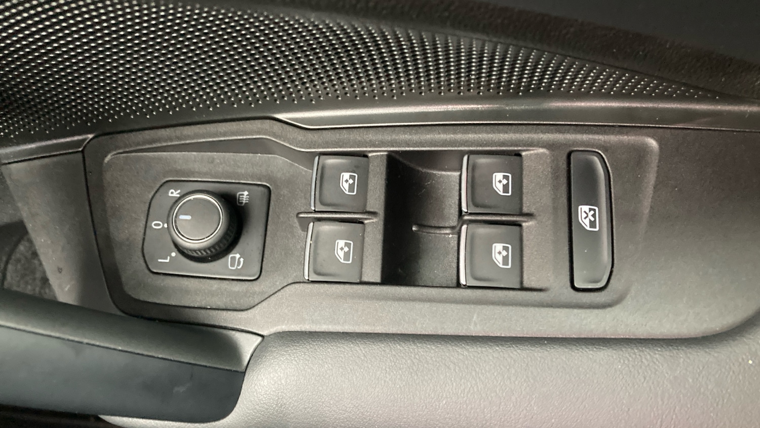 Used Volkswagen Tiguan 2024 for sale - 76894343: Photo 24