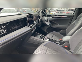 Used Volkswagen Tiguan 2024 for sale - 76894343: Photo