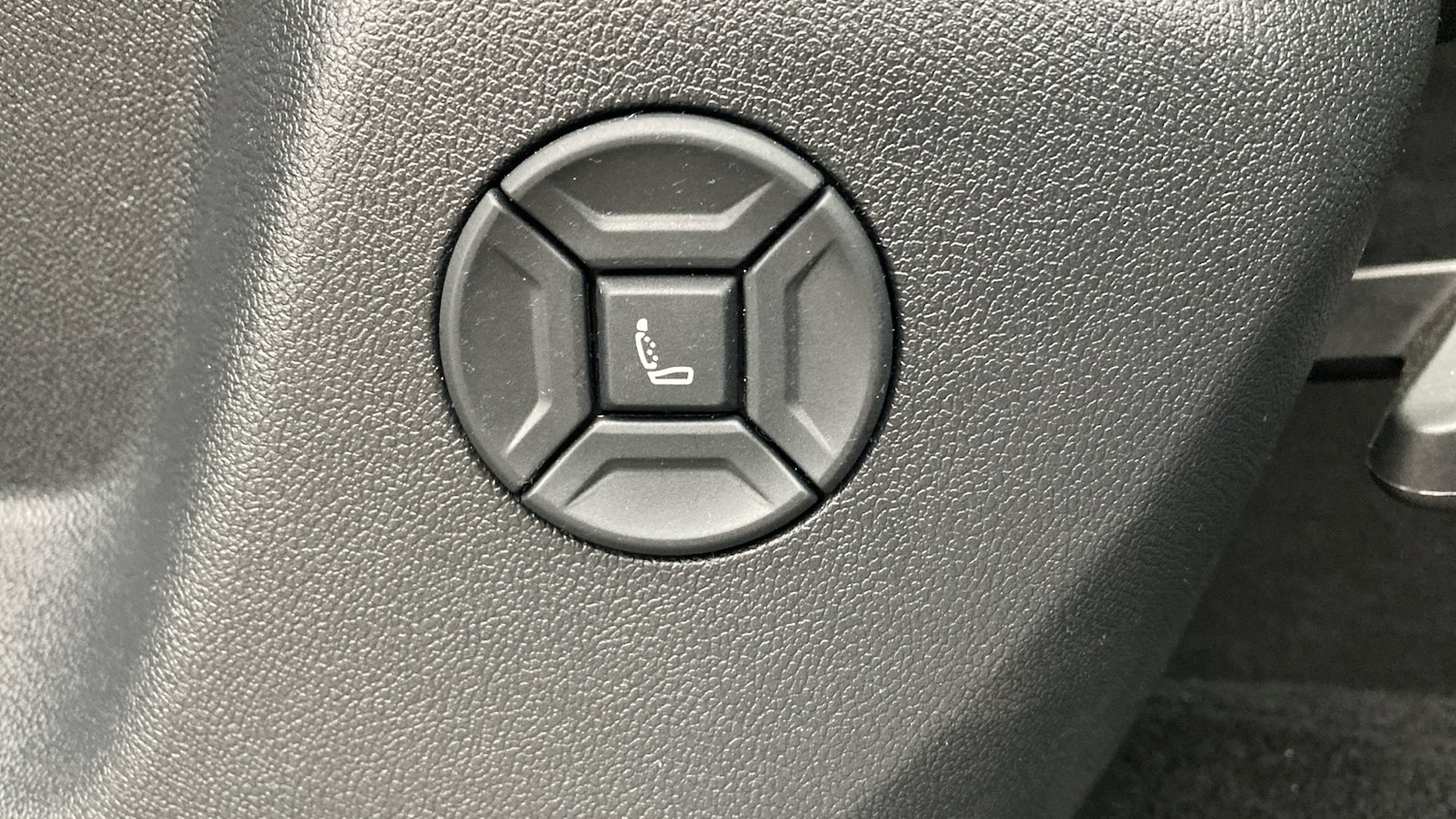 Used Volkswagen Tiguan 2024 for sale - 76894343: Photo 40