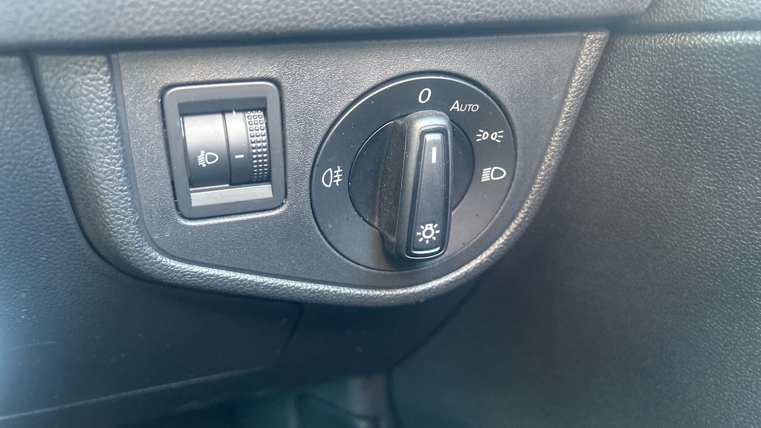 Used Volkswagen Polo 2023 for sale - 77945999: Photo 25