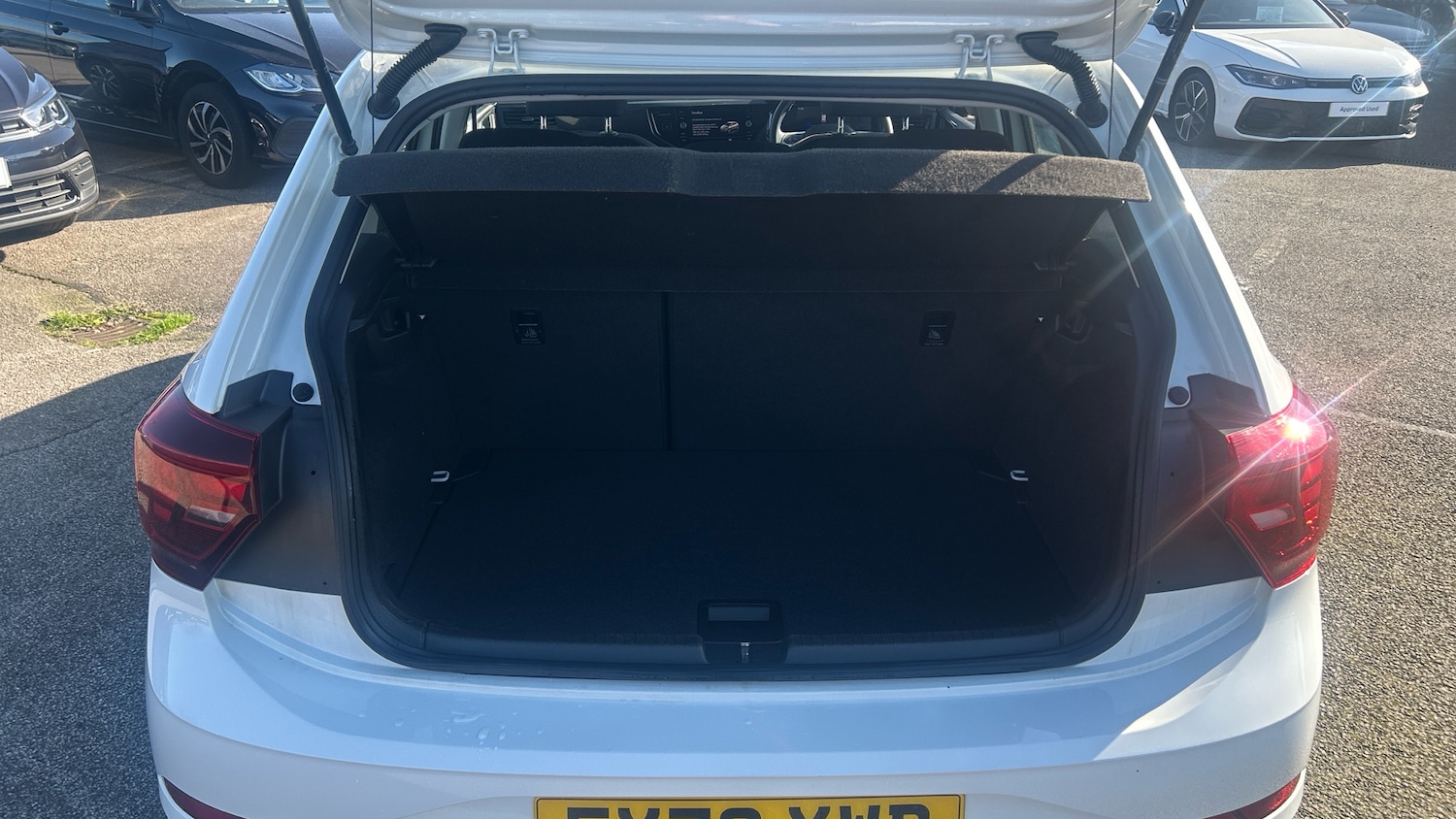 Used Volkswagen Polo 2023 for sale - 77945999: Photo 4