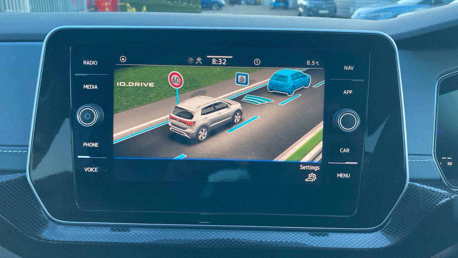 Used Volkswagen T-Cross 2025 for sale - 77297035: Photo 12