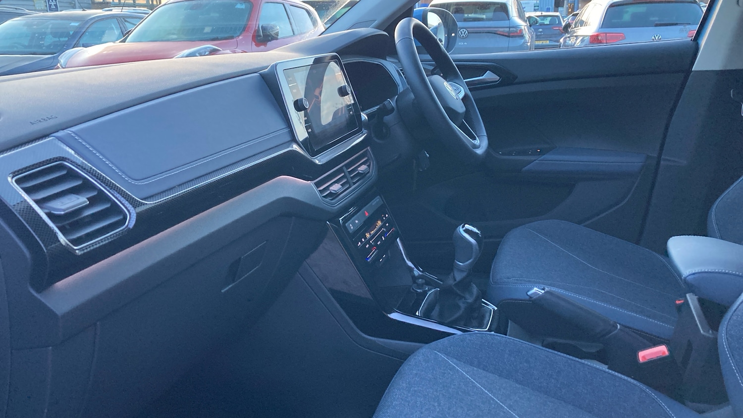 Used Volkswagen T-Cross 2025 for sale - 77297035: Photo 2