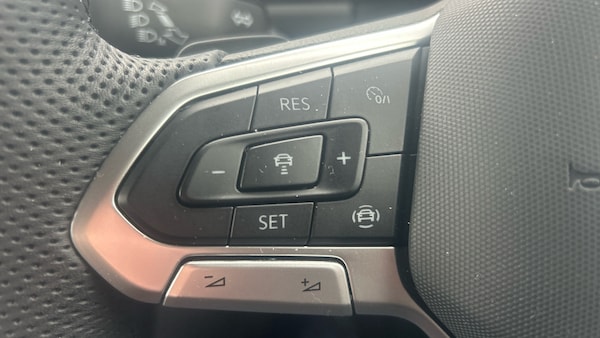 Used Volkswagen T-Roc 2025 for sale - 76144534: Photo 17