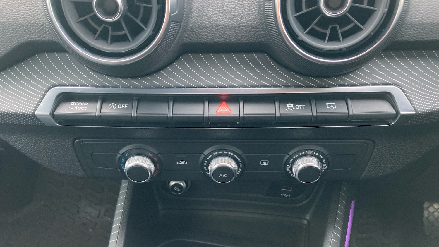 Used Audi Q2 2018 for sale - 76467911: Photo 33