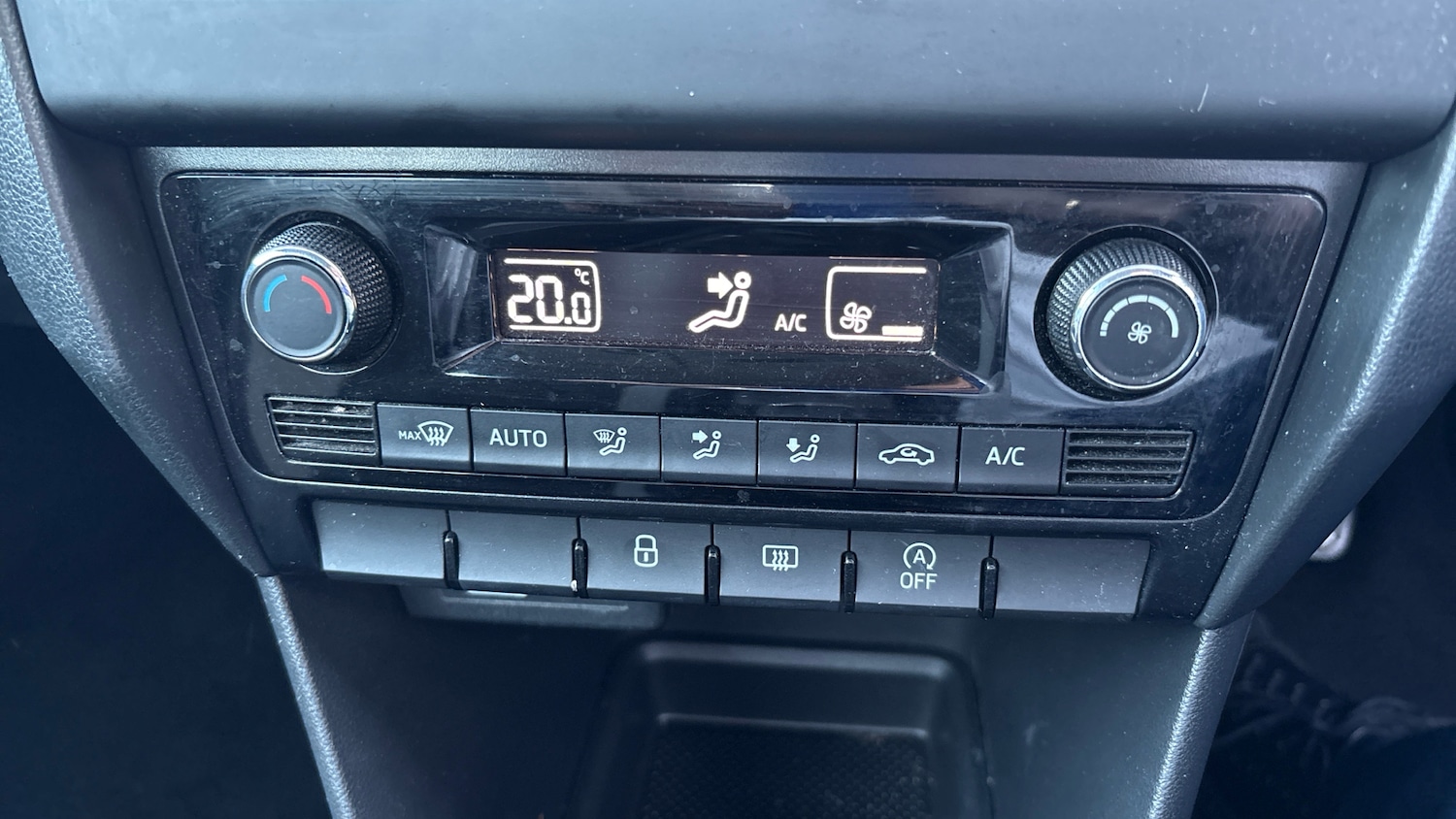 Used Skoda Rapid Spaceback 2018 for sale - 77830454: Photo 27