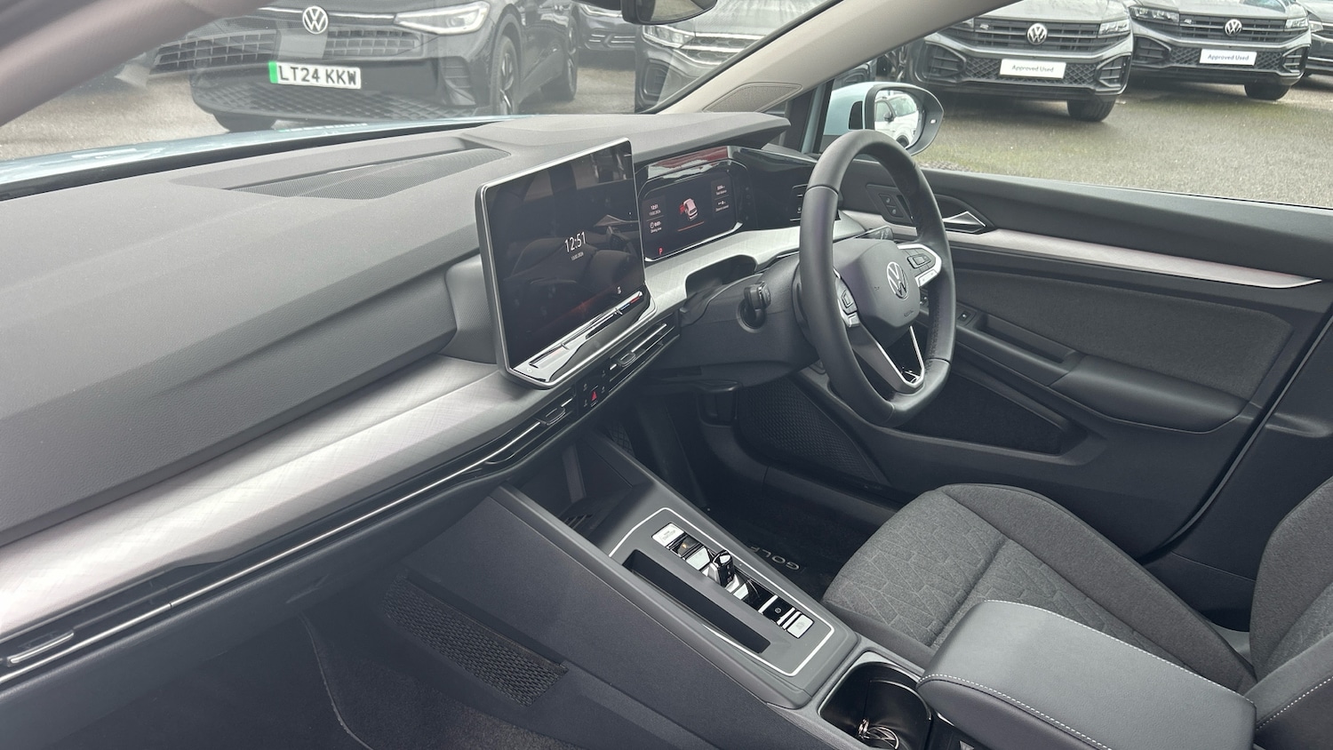 Used Volkswagen Golf 2025 for sale - 77461552: Photo 2