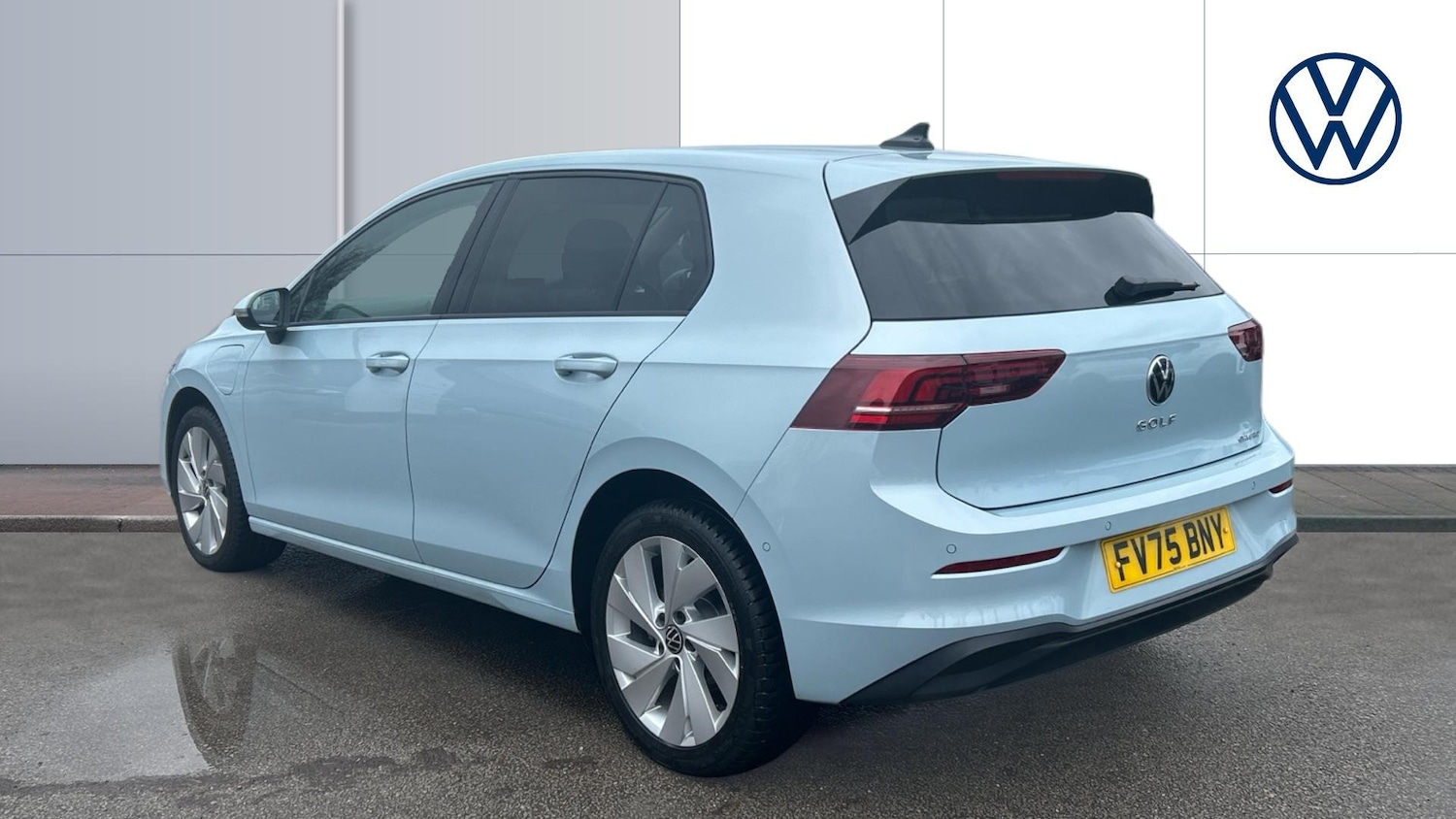 Used Volkswagen Golf 2025 for sale - 77461552: Photo 3