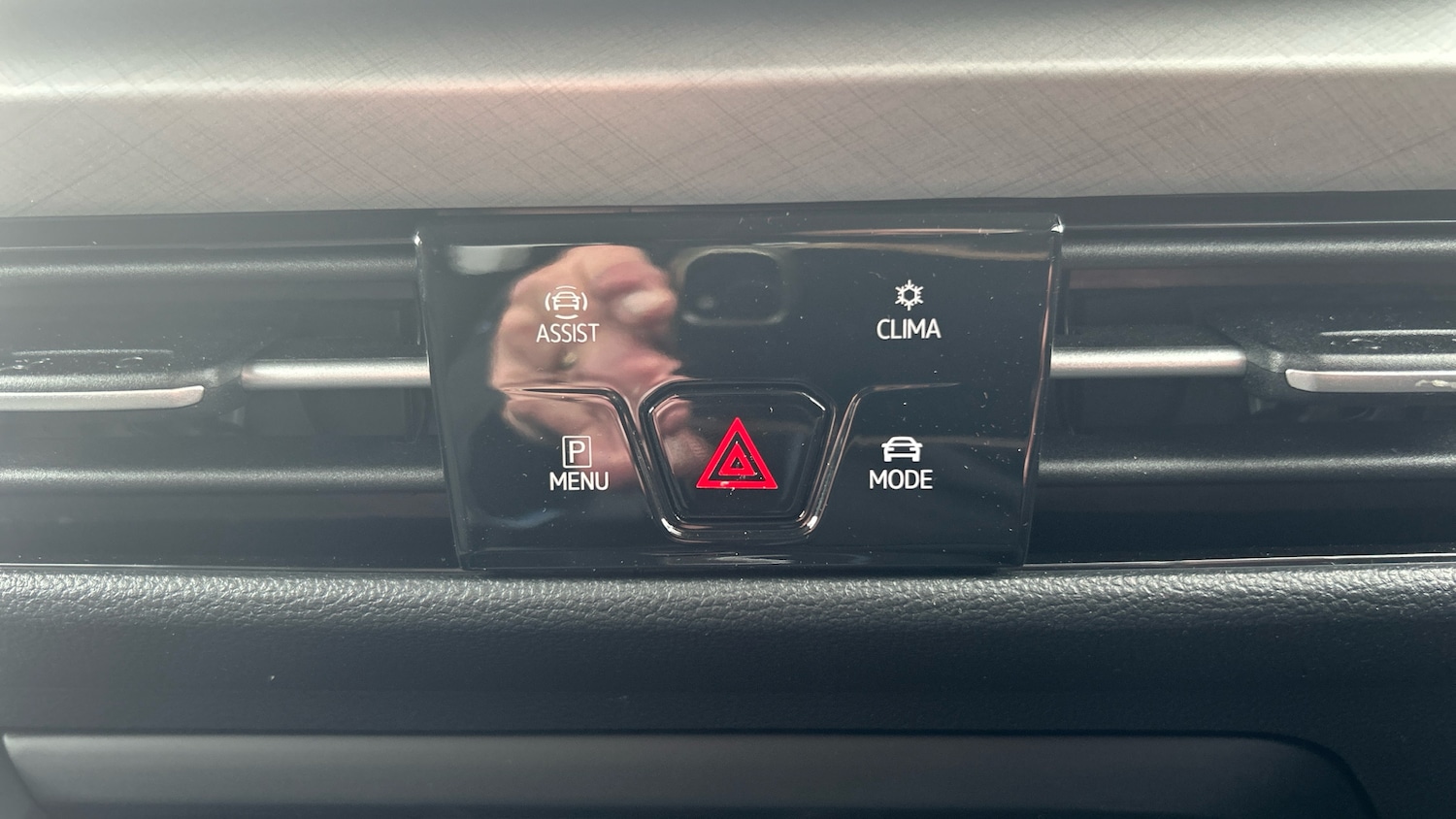 Used Volkswagen Golf 2025 for sale - 77461552: Photo 32