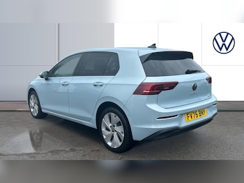 Used Volkswagen Golf 2025 for sale - 77461552: Photo