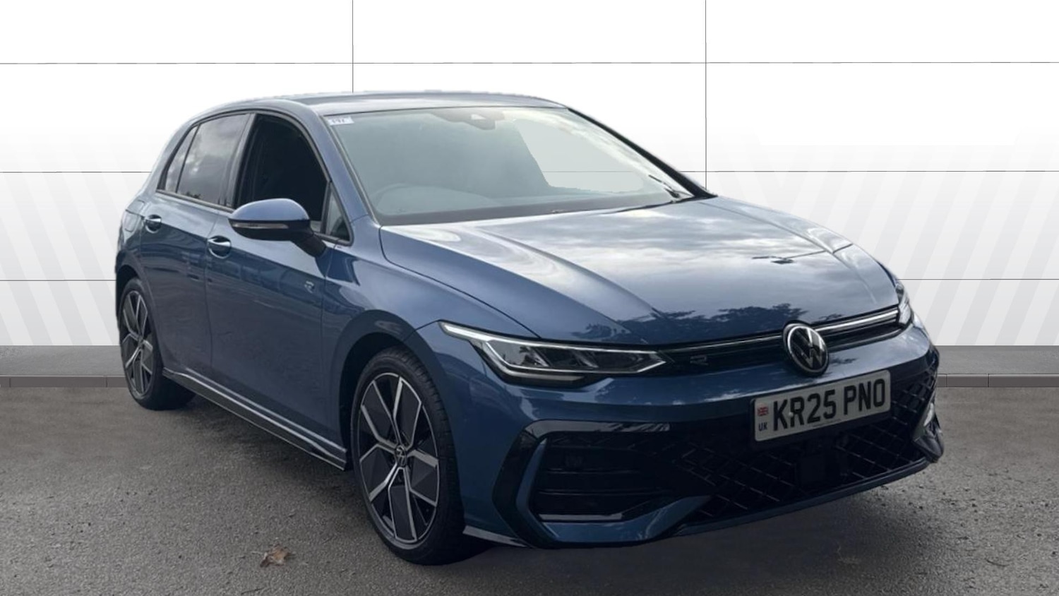 Used Volkswagen Golf 2025 for sale - 76412385: Photo 1