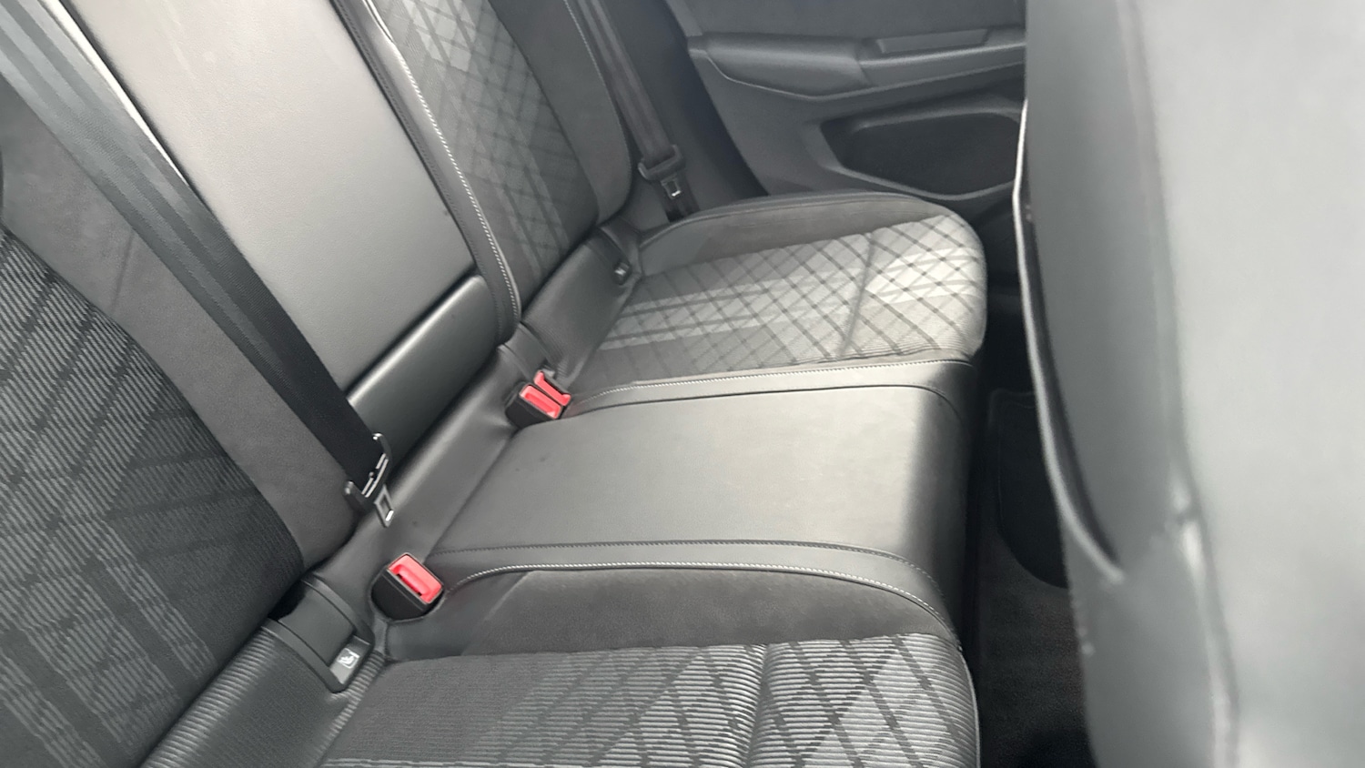 Used Volkswagen Golf 2025 for sale - 76412385: Photo 16