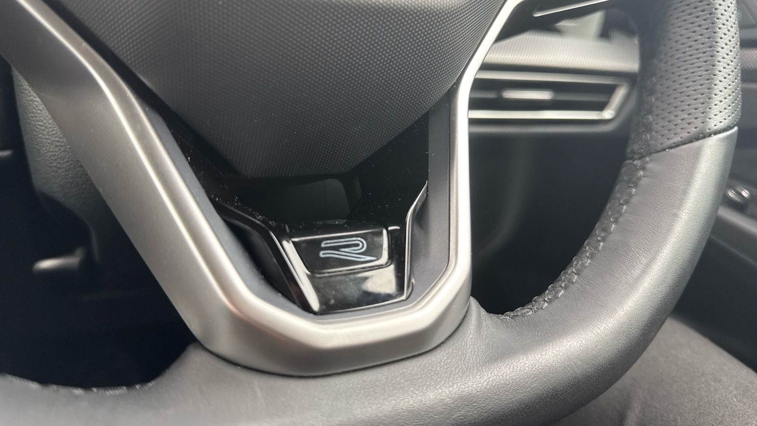 Used Volkswagen Golf 2025 for sale - 76412385: Photo 41