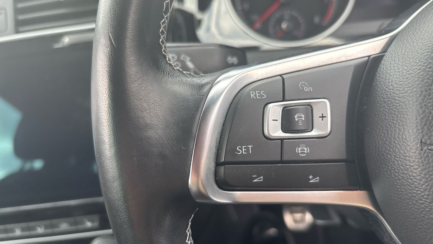 Used Volkswagen Golf 2020 for sale - 76780035: Photo 21