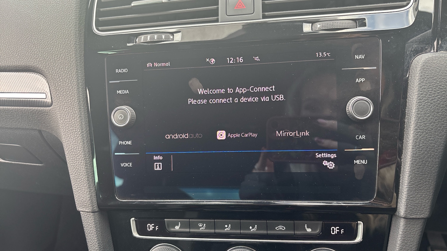 Used Volkswagen Golf 2020 for sale - 76780035: Photo 30