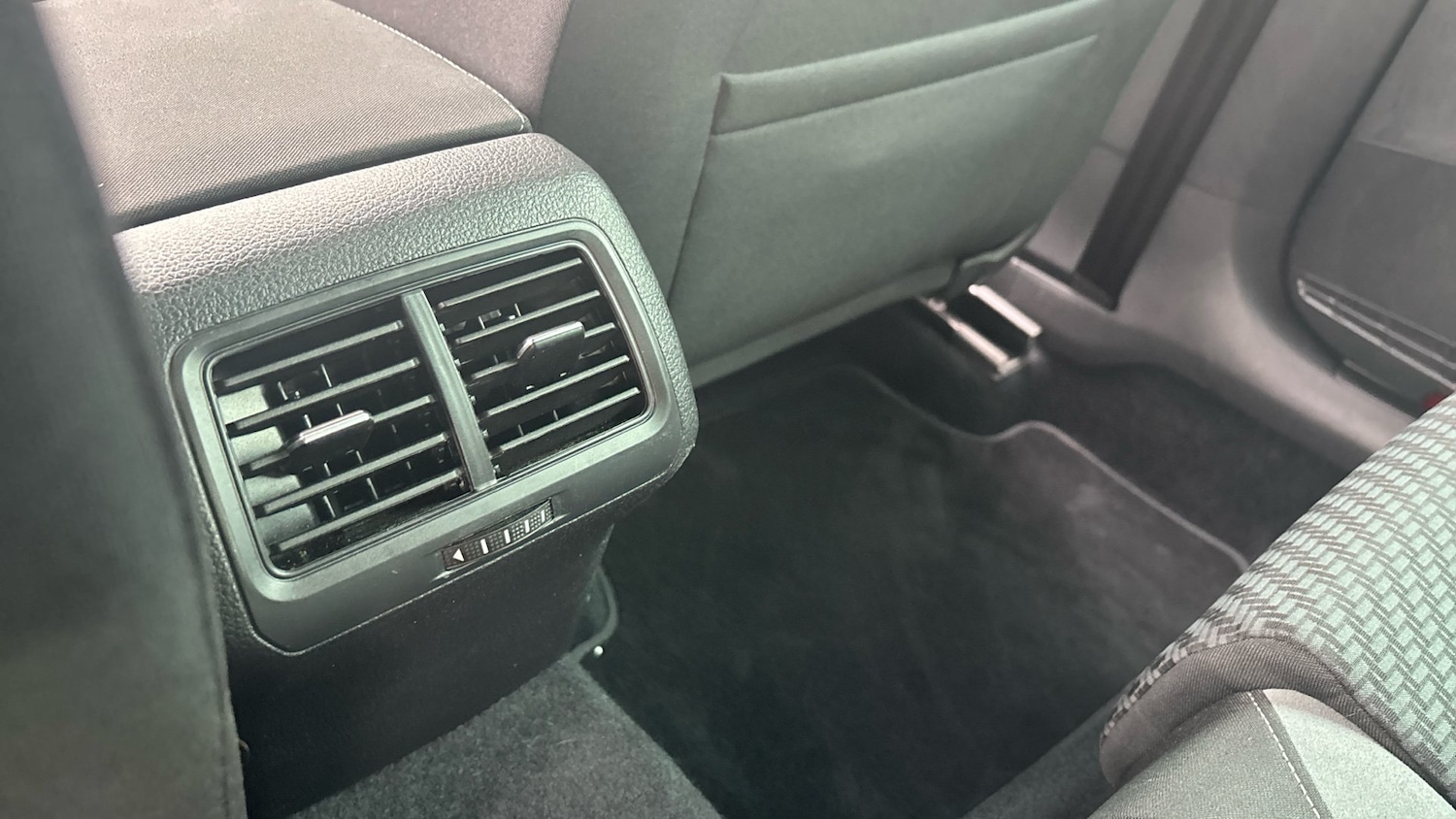 Used Volkswagen Golf 2020 for sale - 76780035: Photo 43