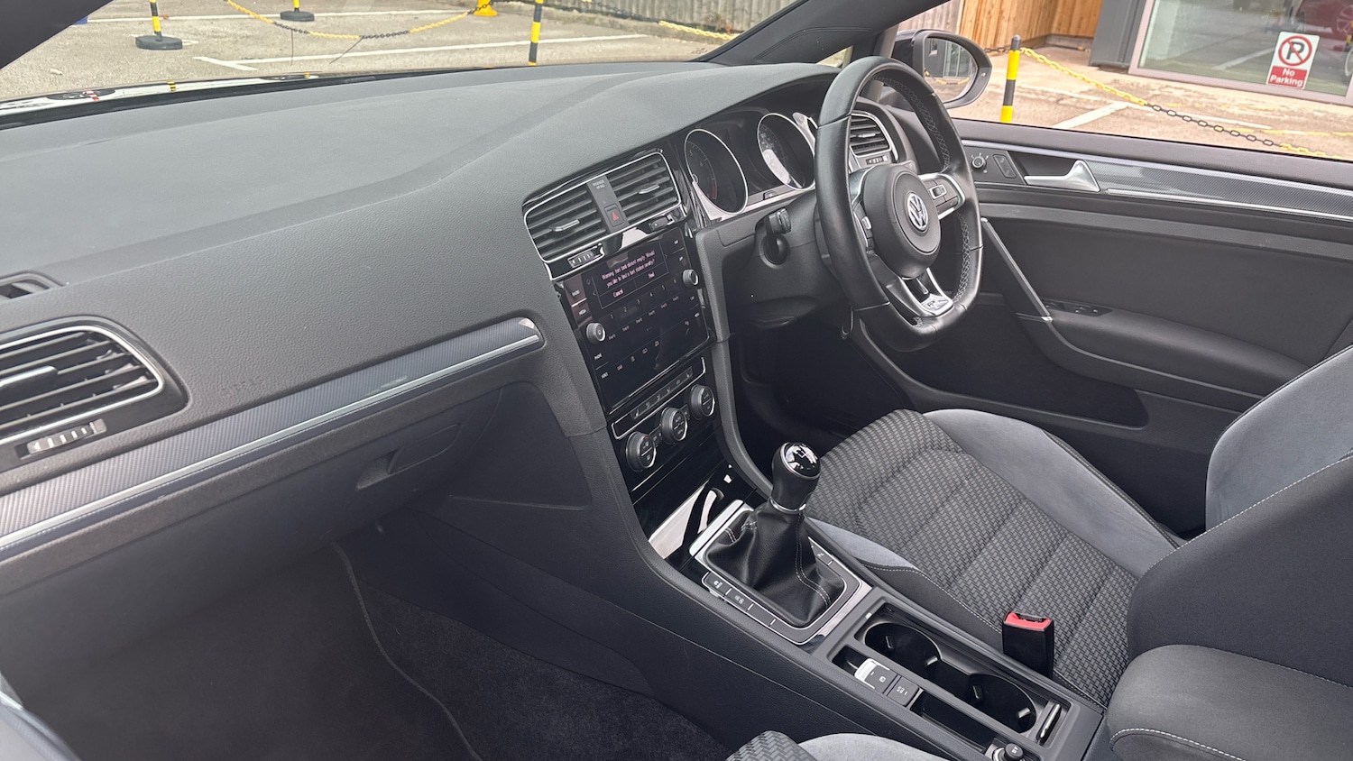 Used Volkswagen Golf 2020 for sale - 76780035: Photo 9