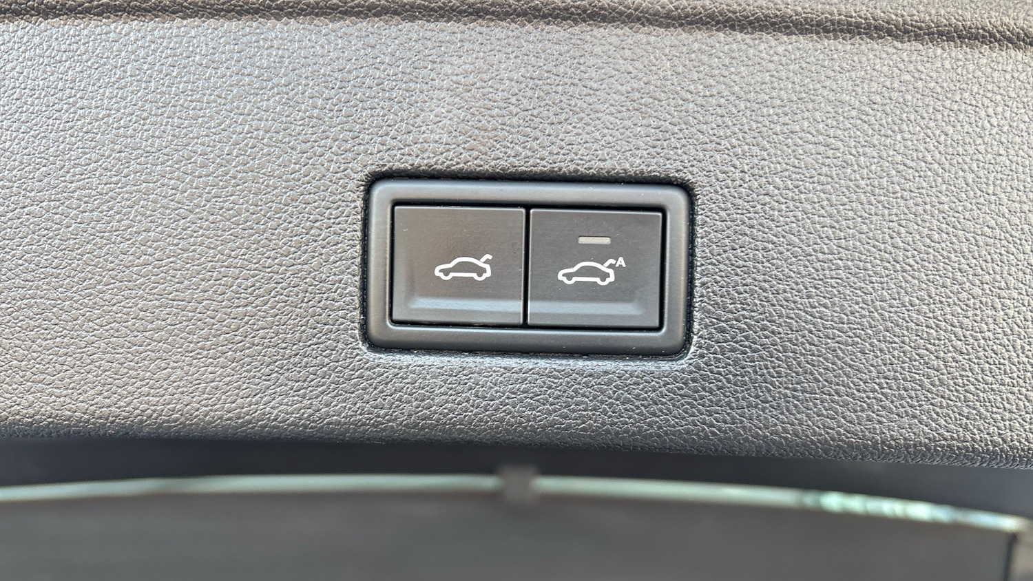 Used Volkswagen Touareg 2019 for sale - 78108135: Photo 25