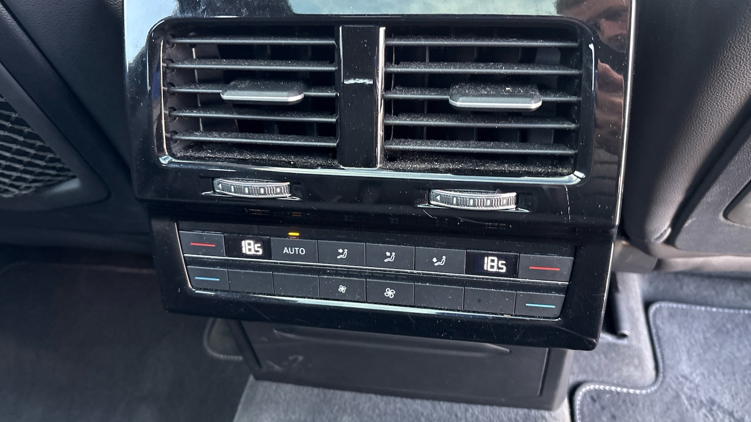 Used Volkswagen Touareg 2019 for sale - 78108135: Photo 29