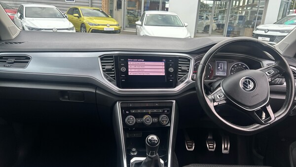 Used Volkswagen T-Roc 2021 for sale - 76064114: Photo 10