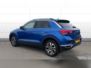 Used Volkswagen T-Roc 2021 for sale - 76064114: Photo 2