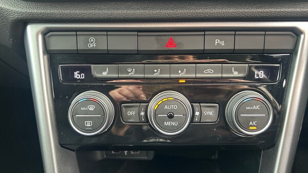 Used Volkswagen T-Roc 2021 for sale - 76064114: Photo 35
