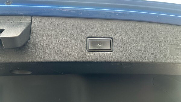 Used Volkswagen T-Roc 2021 for sale - 76064114: Photo 43