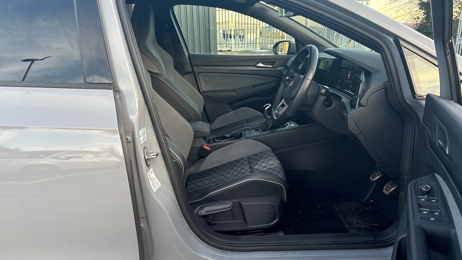 Used Volkswagen Golf 2021 for sale - 76694143: Photo 15