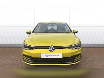 Used Volkswagen Golf 2021 for sale - 76467910: Photo