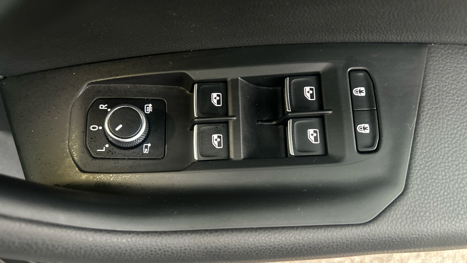 Used Volkswagen Touareg 2025 for sale - 77431558: Photo 30