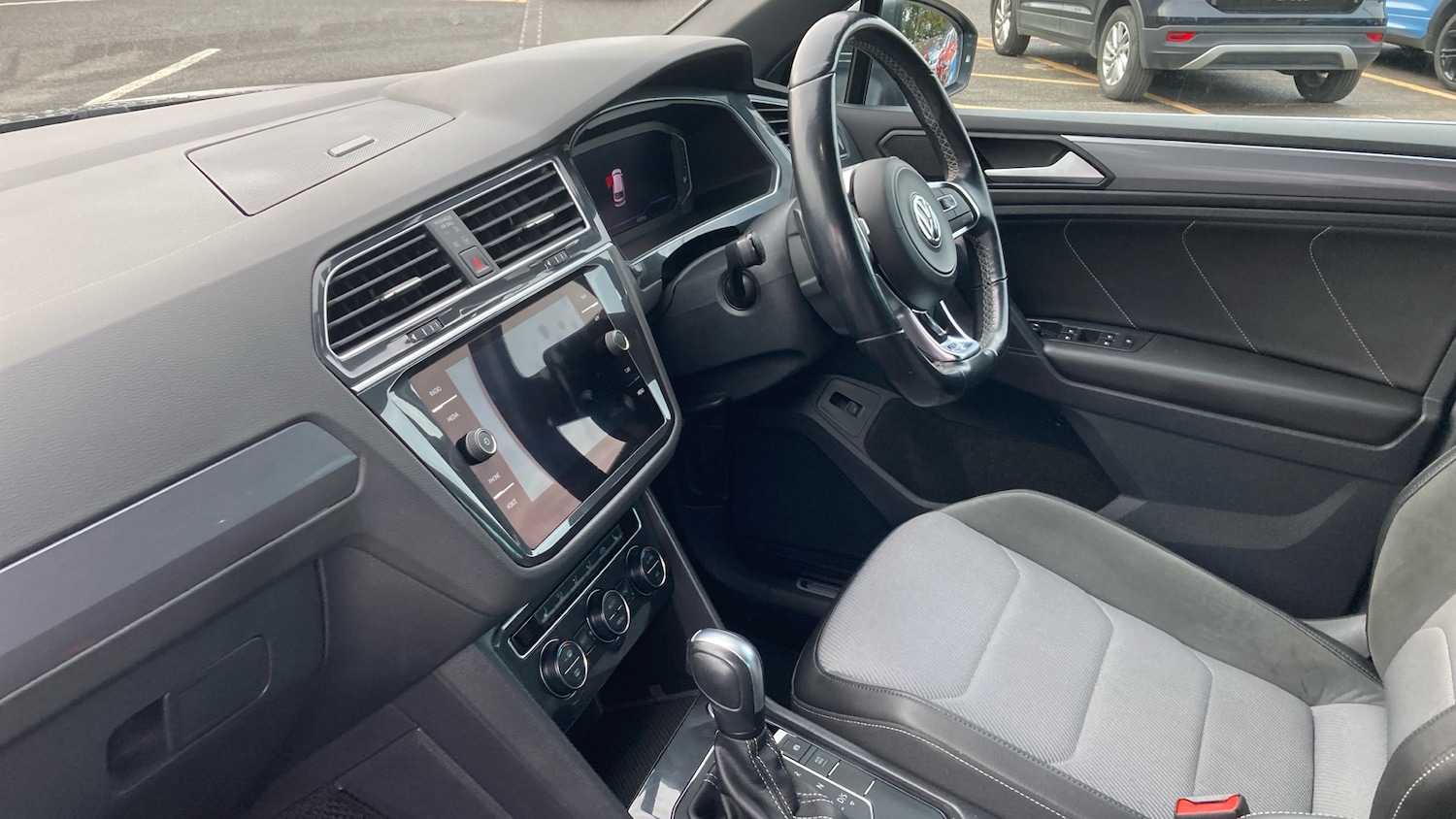 Used Volkswagen Tiguan 2020 for sale - 76379215: Photo 9