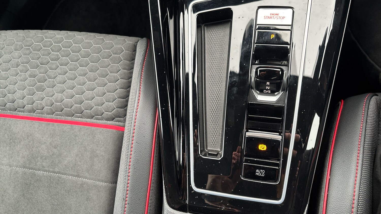 Used Volkswagen Golf 2025 for sale - 77575539: Photo 28