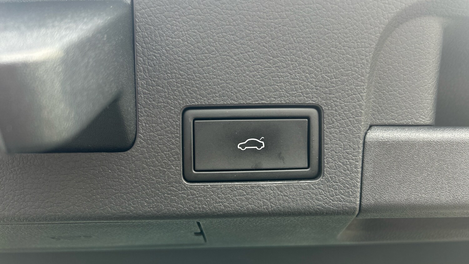 Used Volkswagen Arteon 2024 for sale - 77830466: Photo 24