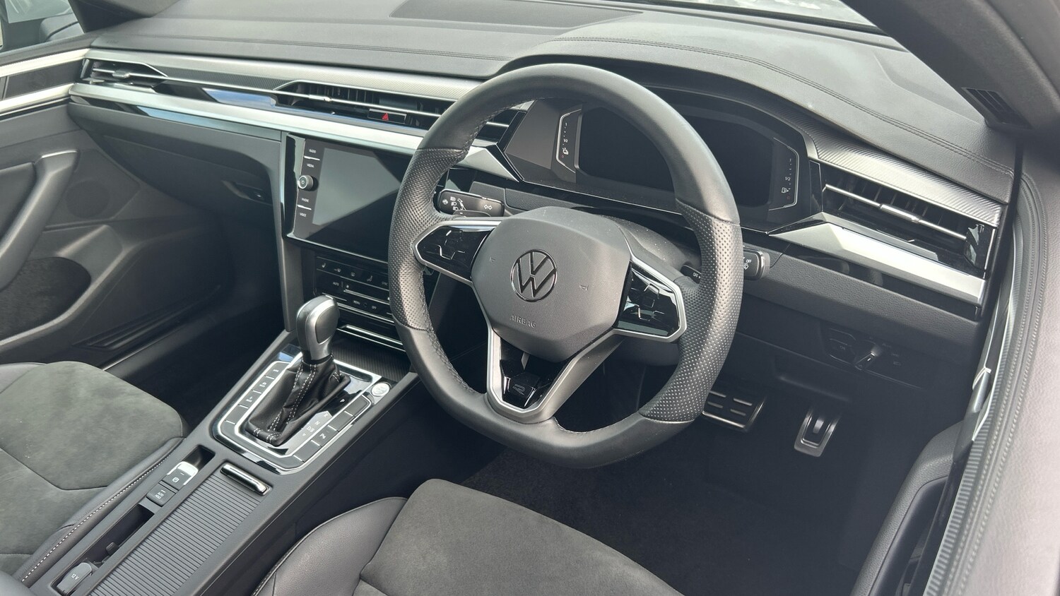 Used Volkswagen Arteon 2024 for sale - 77830466: Photo 6