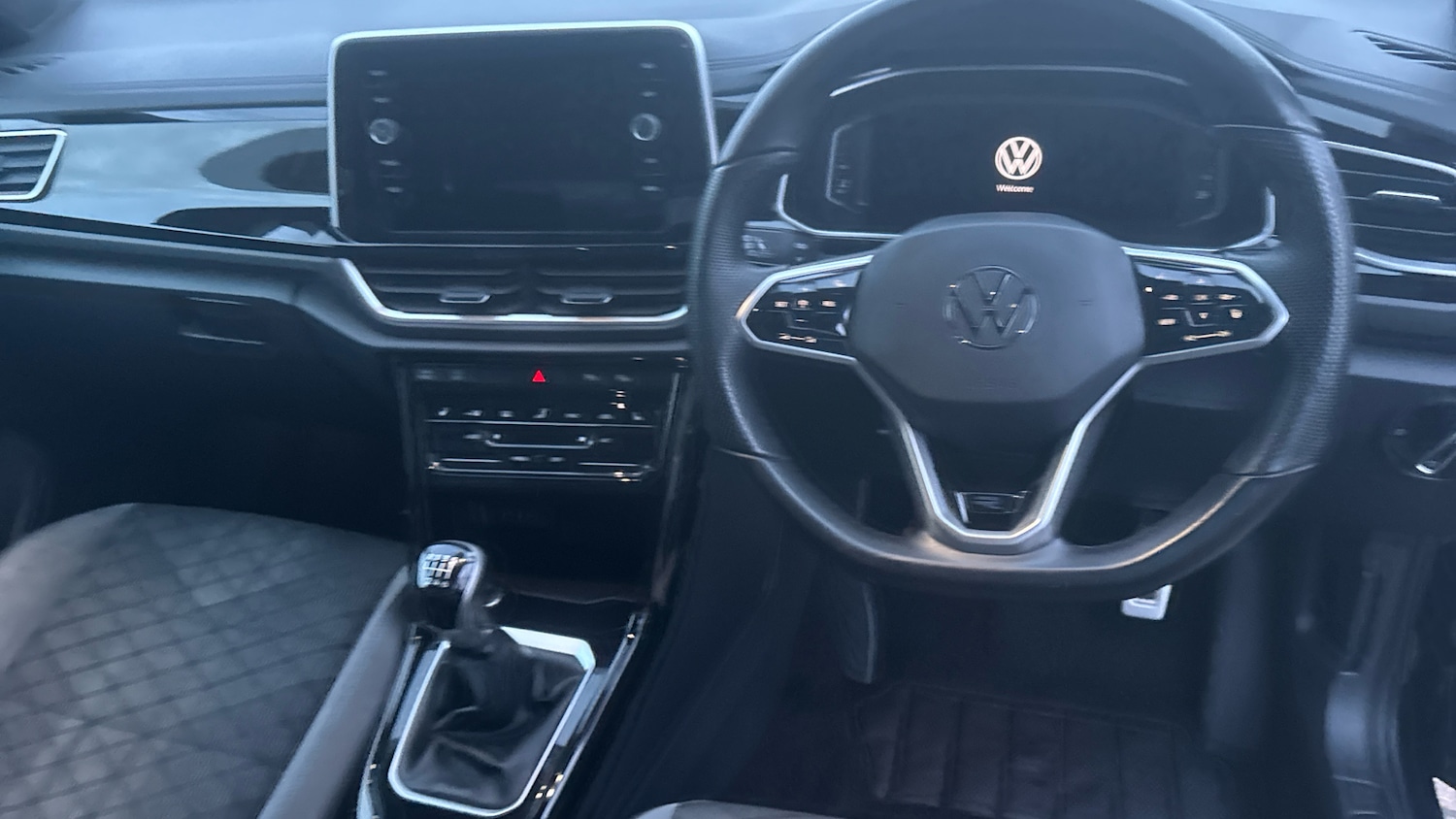 Used Volkswagen T-Roc 2022 for sale - 76894371: Photo 10