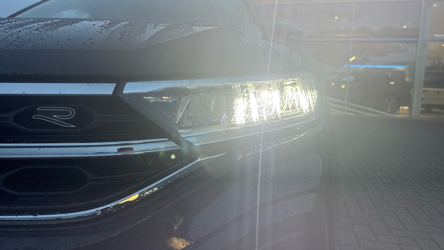 Used Volkswagen T-Roc 2022 for sale - 76894371: Photo 28