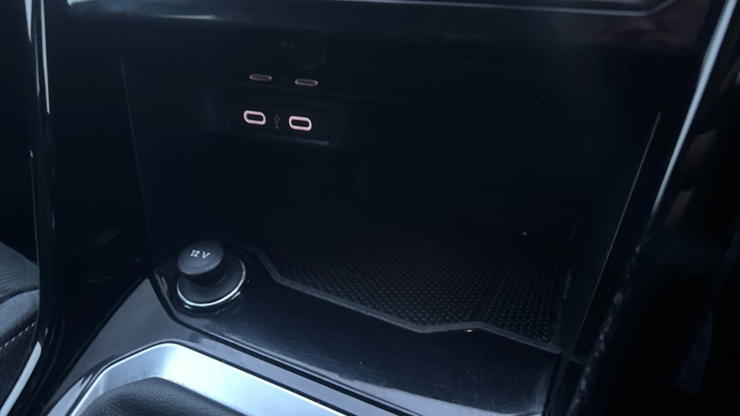 Used Volkswagen T-Roc 2022 for sale - 76894371: Photo 38