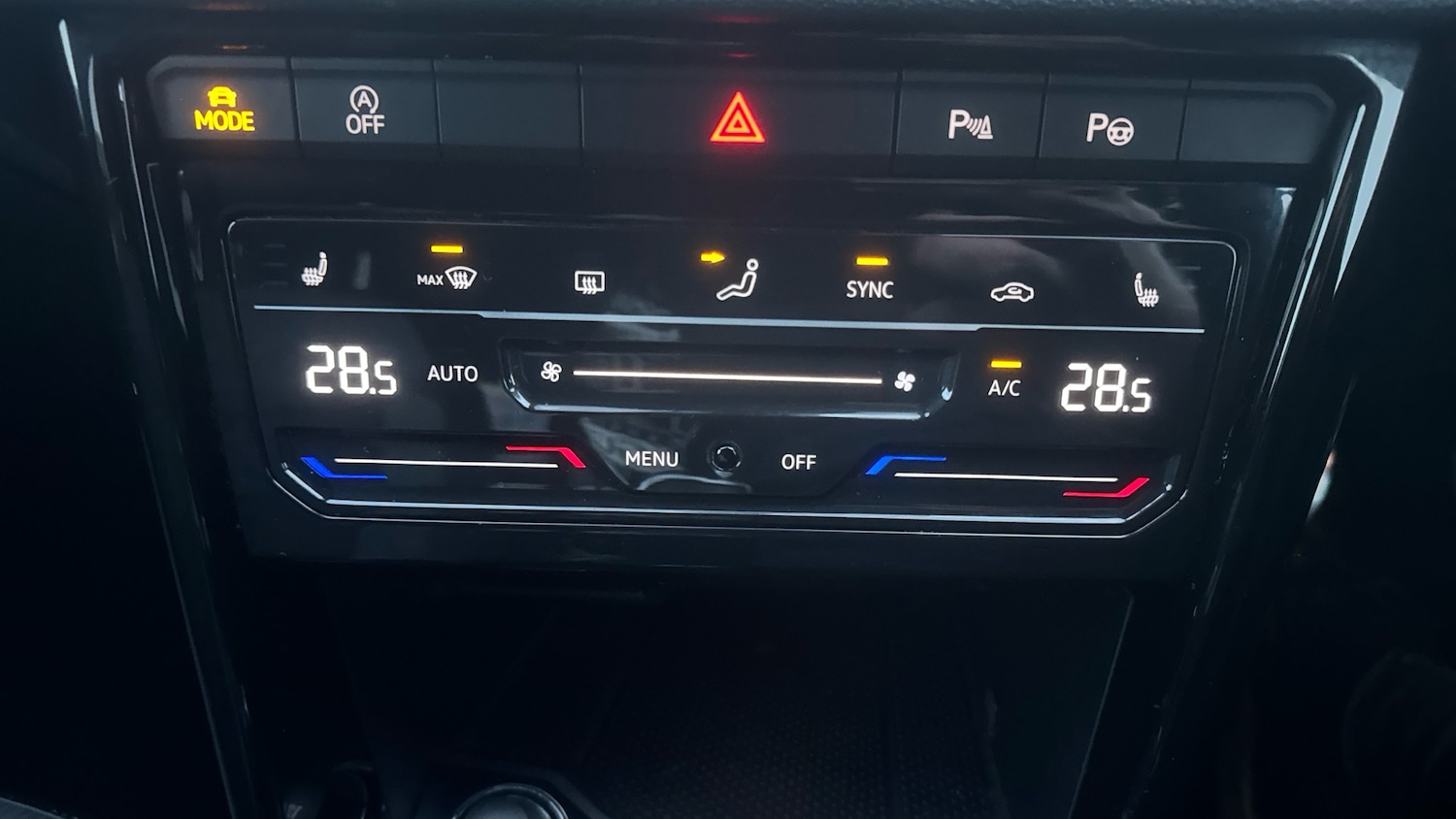 Used Volkswagen T-Roc 2022 for sale - 76894371: Photo 39