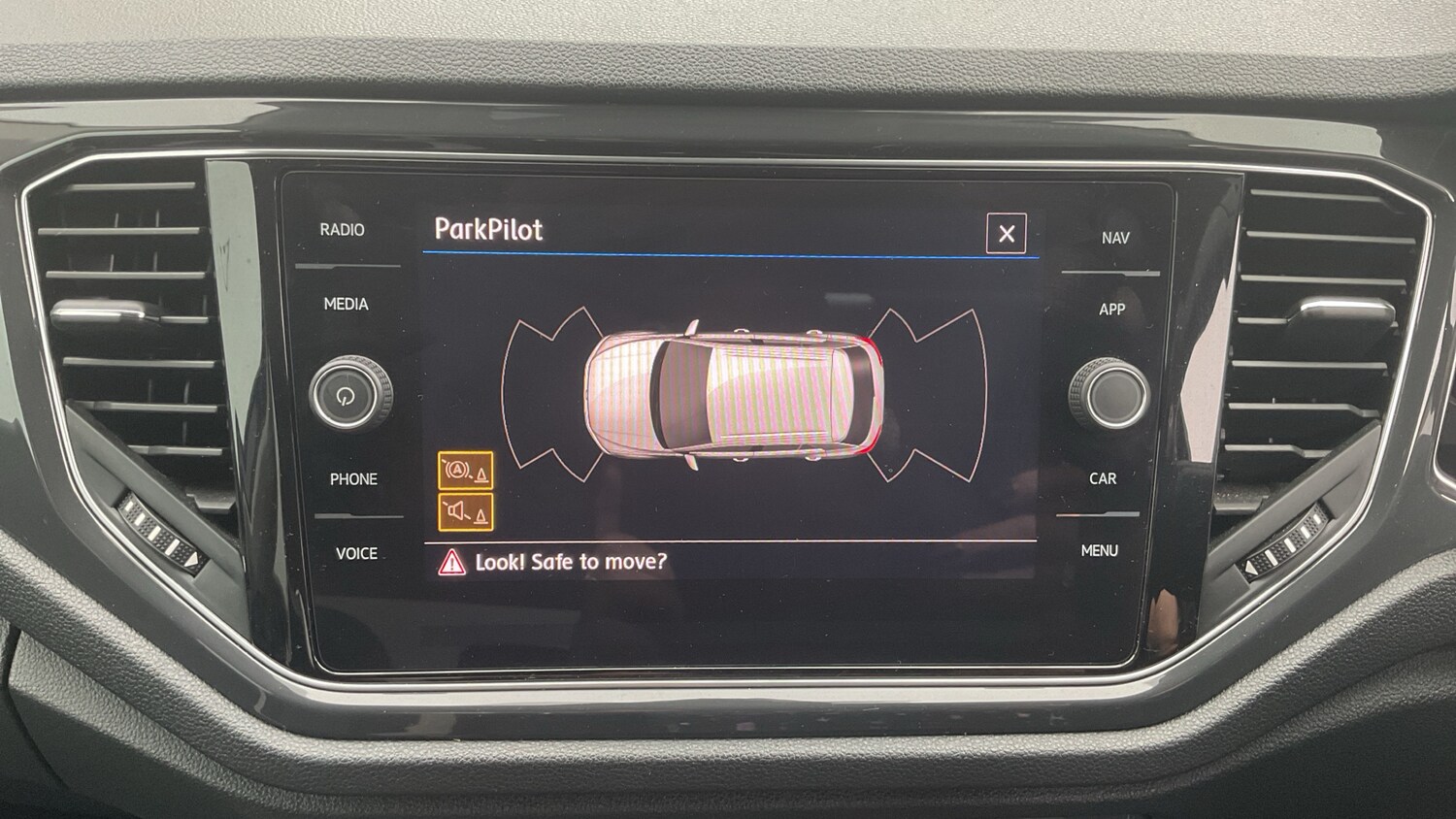 Used Volkswagen T-Roc 2019 for sale - 76366843: Photo 27