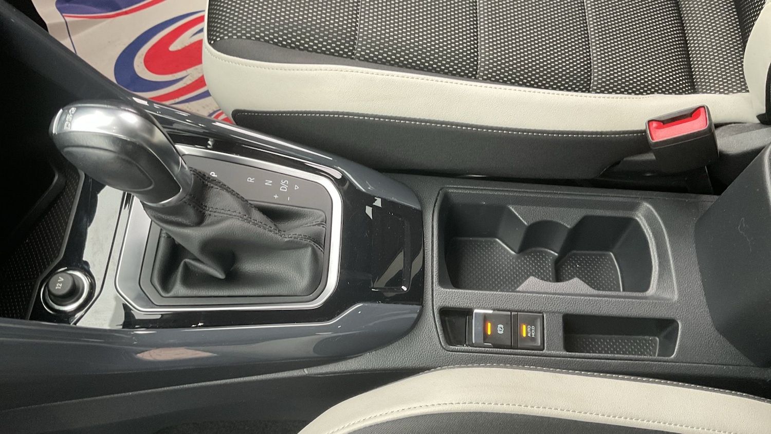 Used Volkswagen T-Roc 2019 for sale - 76366843: Photo 42