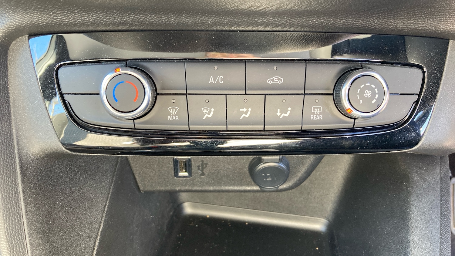 Used Vauxhall Corsa 2023 for sale - 77984779: Photo 32