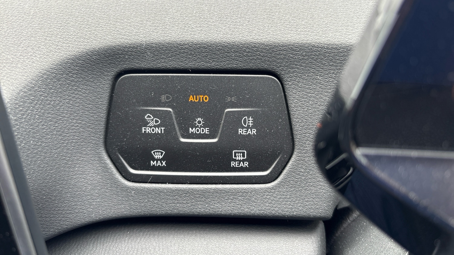 Used Volkswagen ID.3 2025 for sale - 76507232: Photo 24