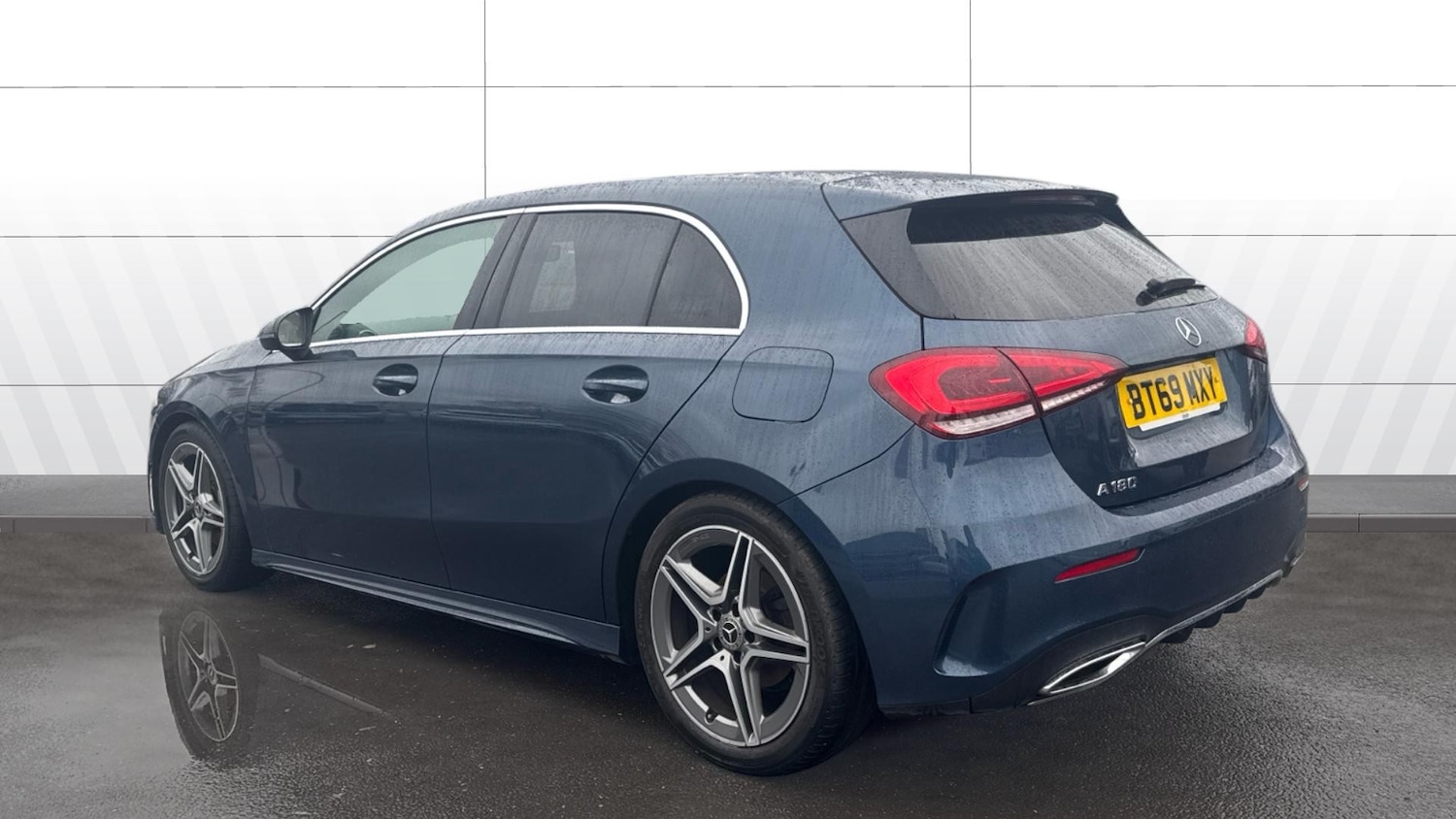 Used Mercedes-Benz A-Class 2019 for sale - 77619724: Photo 2