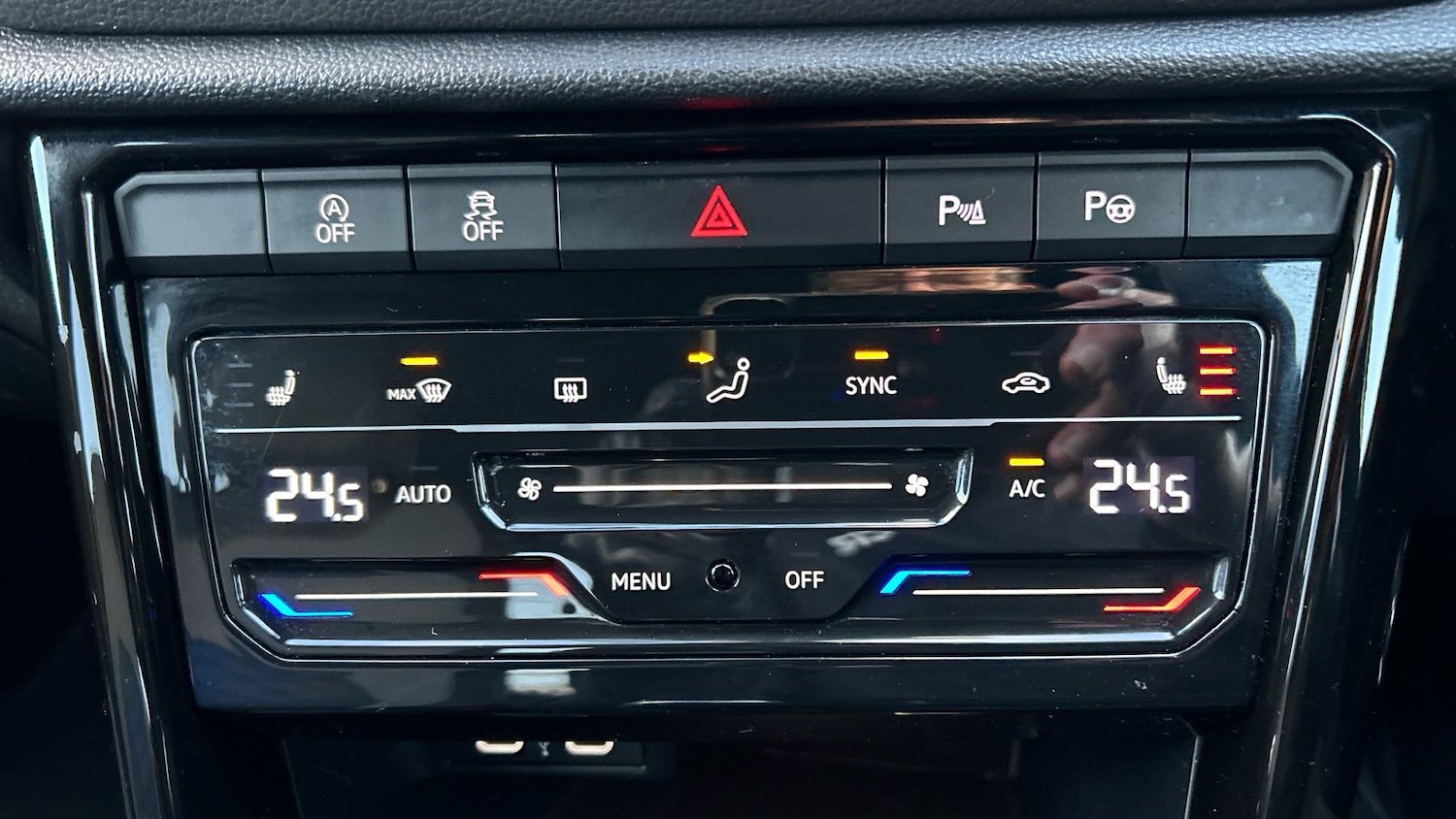 Used Volkswagen T-Roc 2023 for sale - 76504866: Photo 13