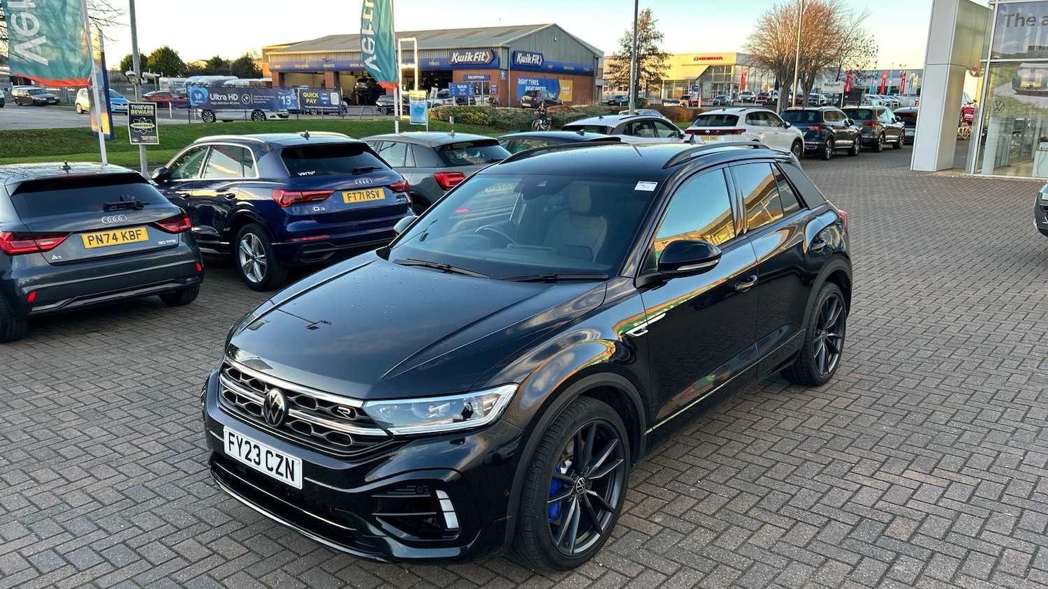 Used Volkswagen T-Roc 2023 for sale - 76504866: Photo 21