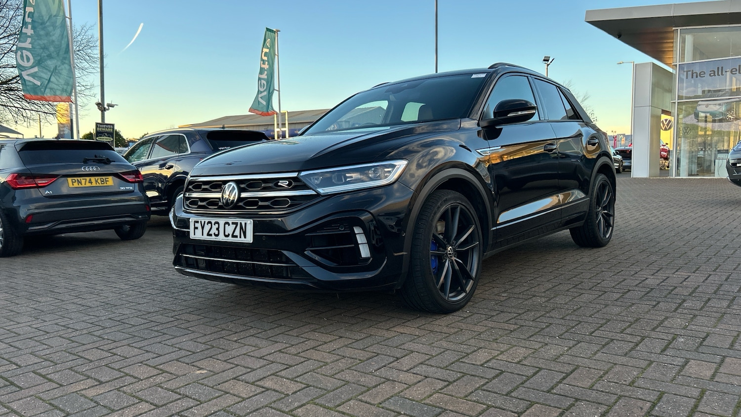 Used Volkswagen T-Roc 2023 for sale - 76504866: Photo 22