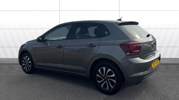 Used Volkswagen Polo 2021 for sale - 76046921: Photo 2