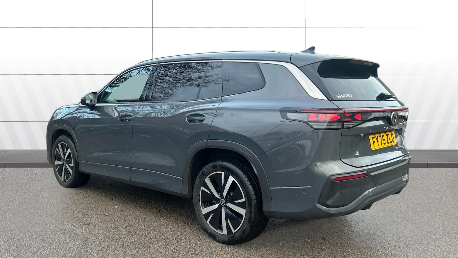 Used Volkswagen Touran 2025 for sale - 77297030: Photo 2