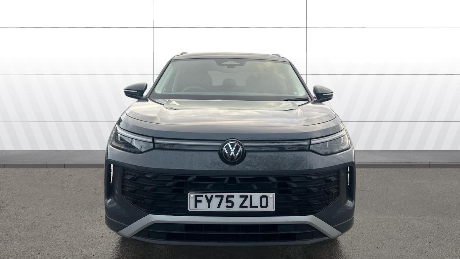 Used Volkswagen Touran 2025 for sale - 77297030: Photo 3